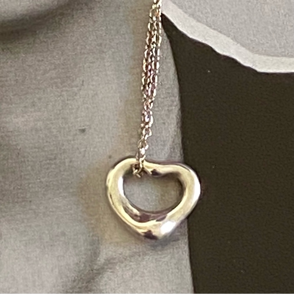 SOLD🚫Tiffany & Co Elsa Peretti open HEART pendant charm necklace sterling silver